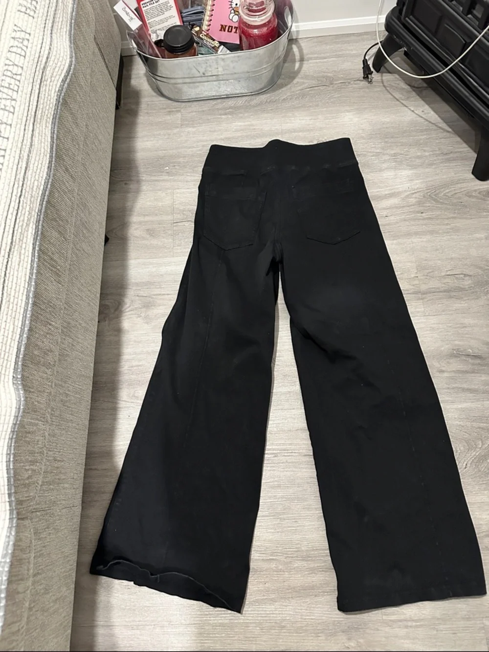 American Eagle Outfitters Black Wide-Leg High-Rise Pants - Picture 3 of 4